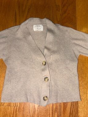 ☀️Zara Taupe Ribbed Button Cardigan